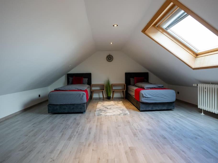 Serviceroom24 - Apartment 4 In Gladbeck Wlan - Smart-Tv - 24-7 Check-In Und Kueche Exterior foto
